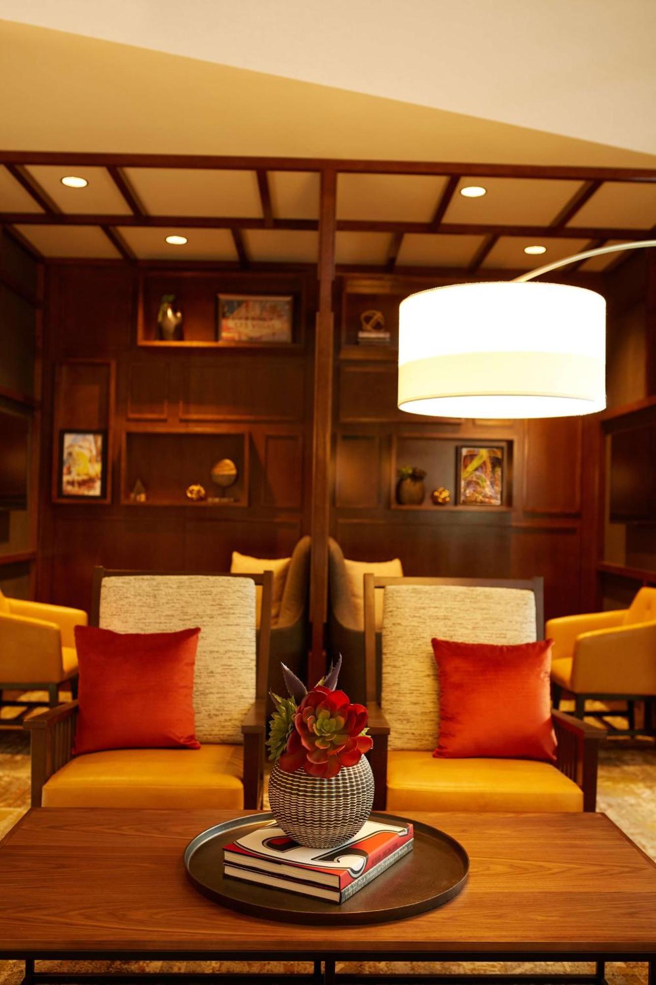 Hyatt Place Las Vegas At Silverton Village Zewnętrze zdjęcie
