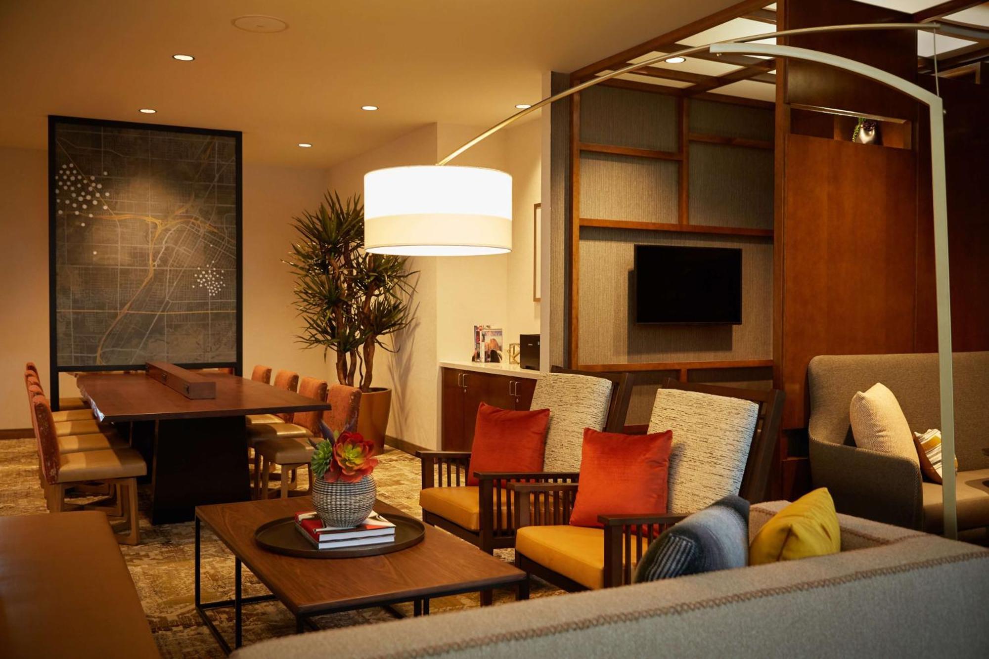 Hyatt Place Las Vegas At Silverton Village Zewnętrze zdjęcie
