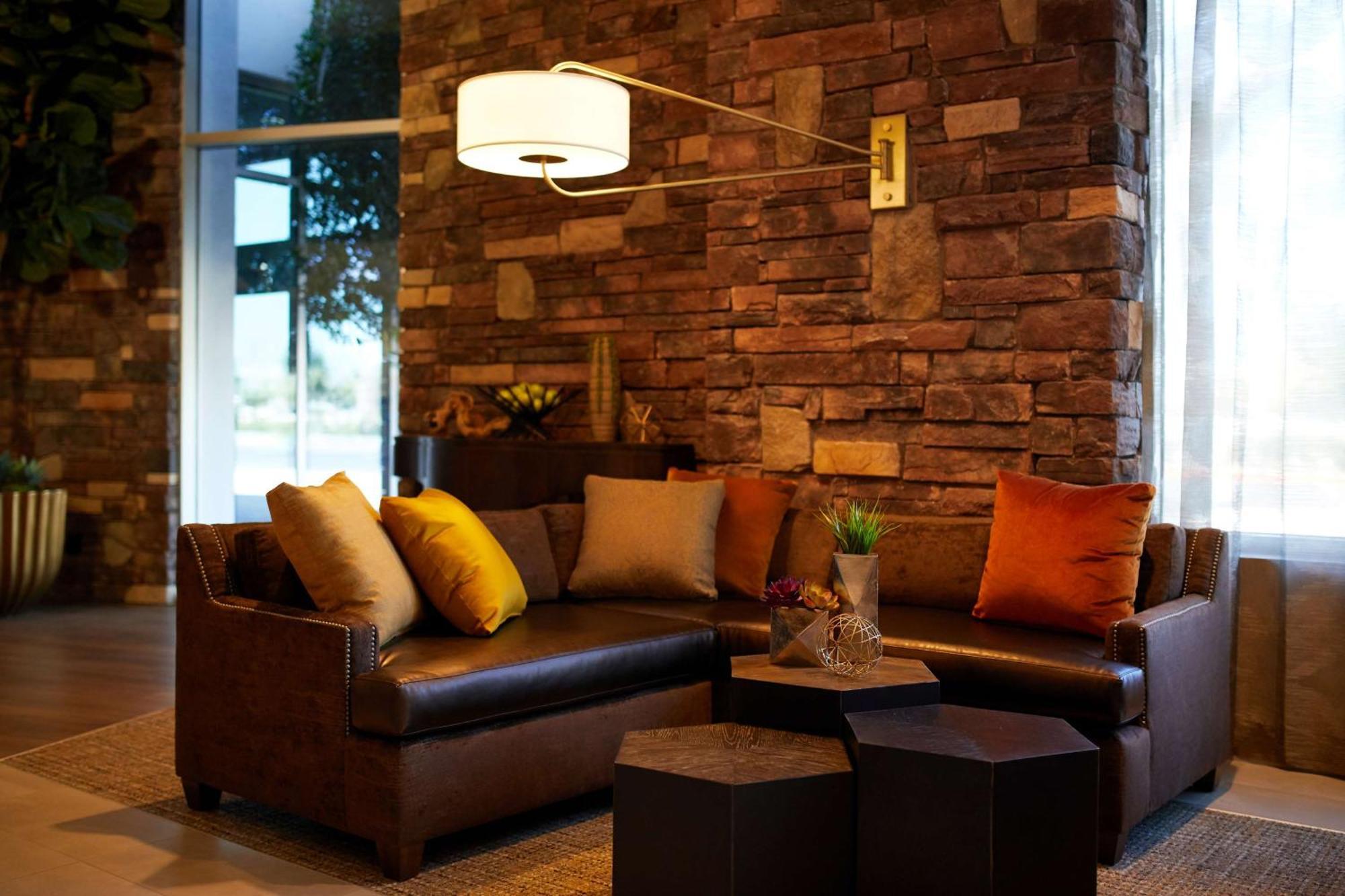 Hyatt Place Las Vegas At Silverton Village Zewnętrze zdjęcie